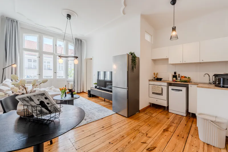 Ruhige und helle 2-Zimmer-Wohnung mit Balkon im zentralen Kreuzberg — photo 1